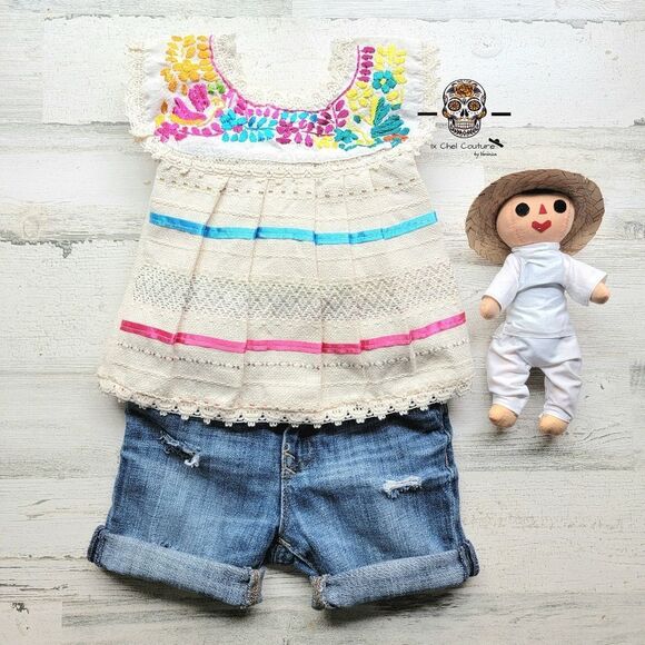 Mexican Blouse for Girls - Picture 3 of 6